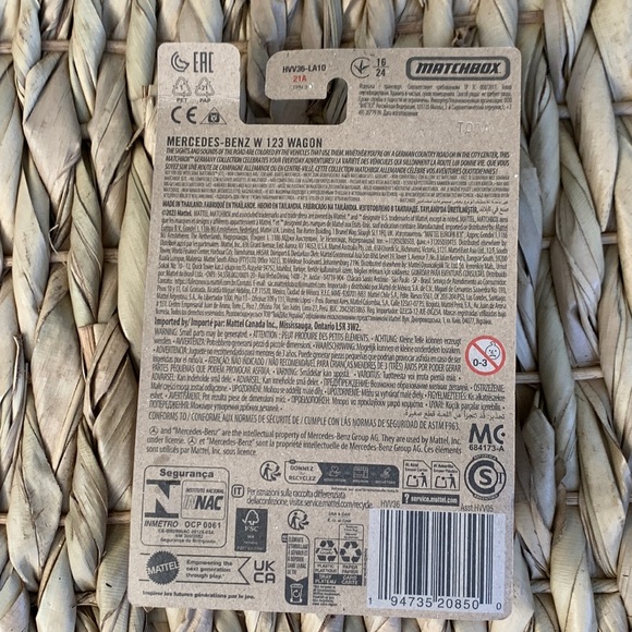 1980 Mercedes Benz W 123 Station Wagon Car Matchbox European Series 2024 Germany - Picture 3 of 6